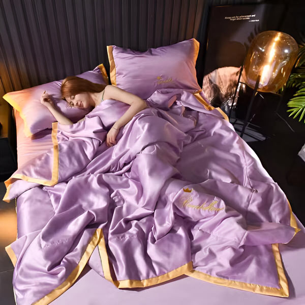 Luxurious Satin Duvet (150x200 Cm)