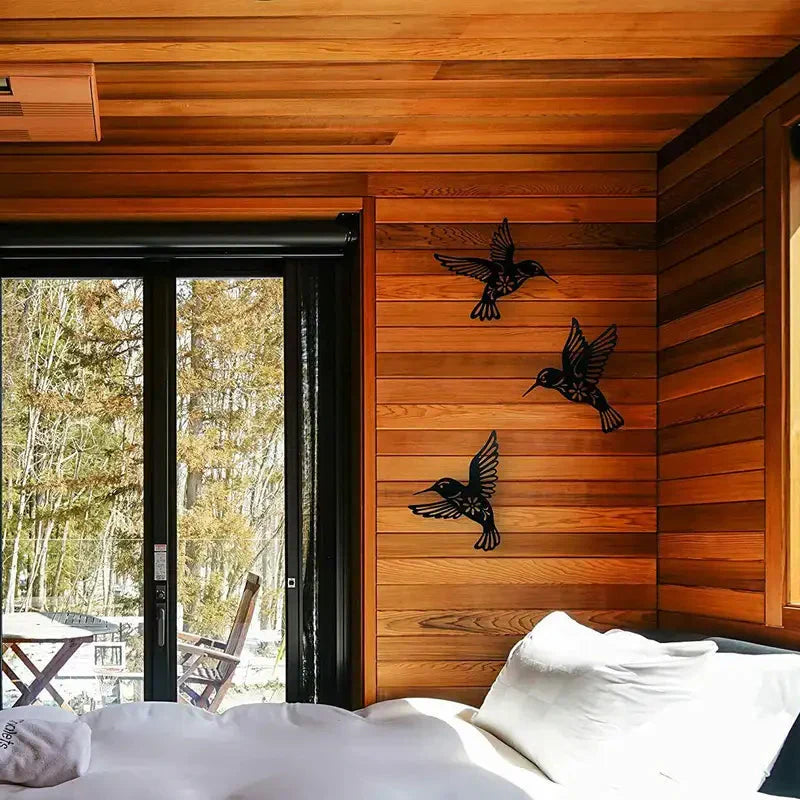 Wall Decoration with Stylish Bird Motifs