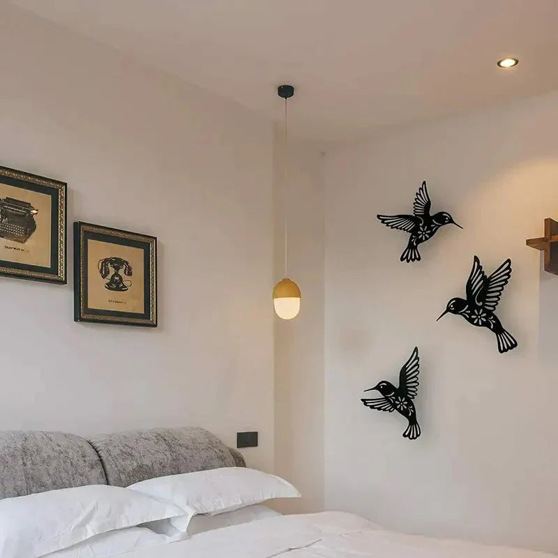 Wall Decoration with Stylish Bird Motifs