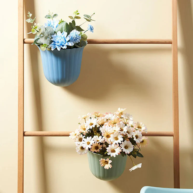 Space-saving Wall-mounted Kitchen Waste Bin