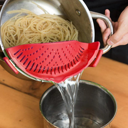 Universal Sieve Attachment for Pots & Pans