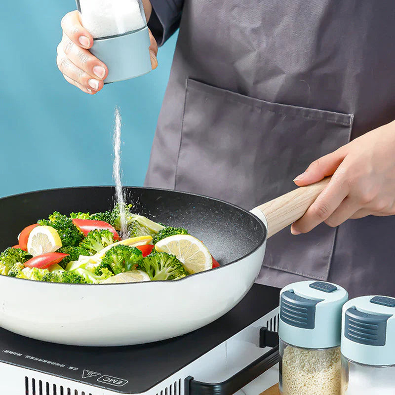 Accurate Dispensing Bottle for Herbs and Spices