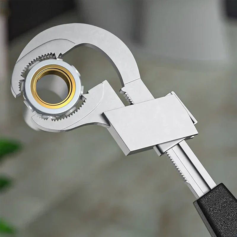 Flexible Spanner for Different Sizes