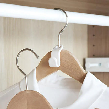 Space - Saving Connecting Hooks for Clothes Hangers (6 Pieces)