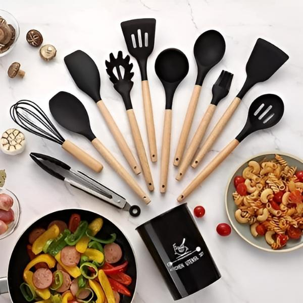 Premium Cutlery Set for Amateur & Professional Chefs
