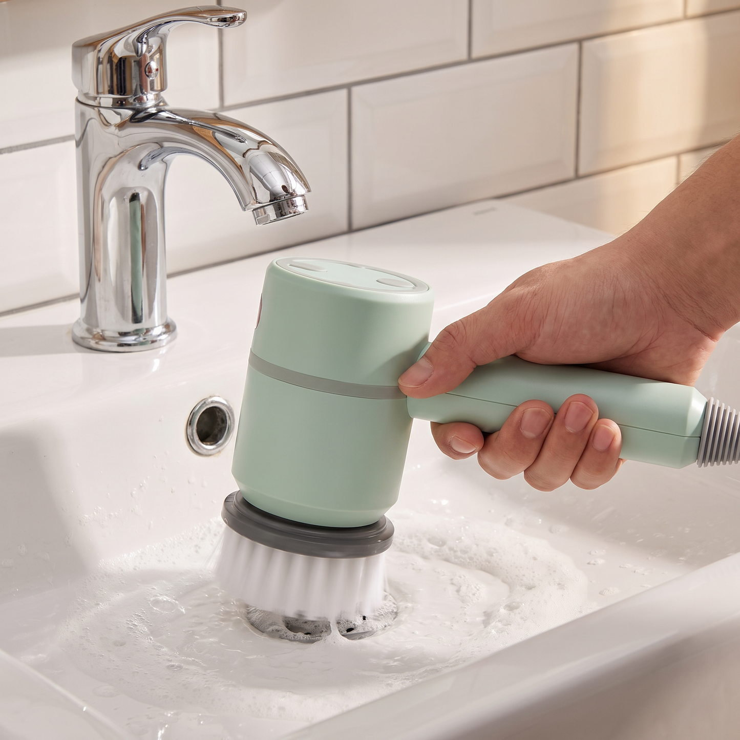 3-in-1 Electric Spin Scrubber – Powerful Cordless Cleaning Brush
