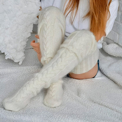 Comfortable Overknee Socks for a Perfect Fit