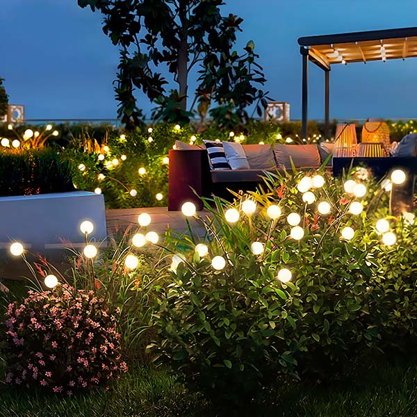 Solar Garden Light with 6 Light Bulbs