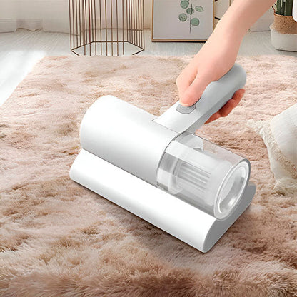 Battery - Powered Vacuum Cleaner