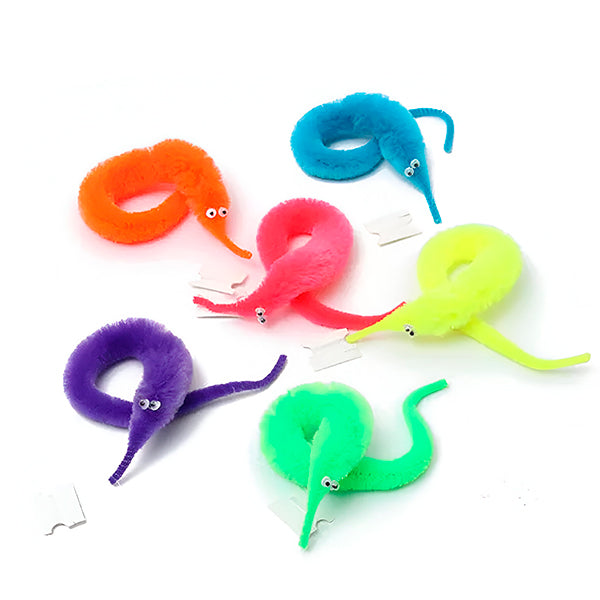 Self - Moving Fuzzy Worms (5 Pcs.)