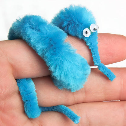 Self - Moving Fuzzy Worms (5 Pcs.)