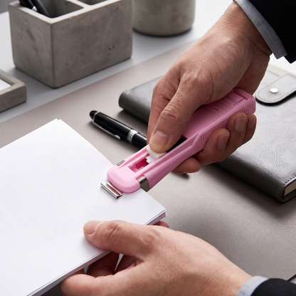 Multifunctional Paper Clip – Practical Helper for Documents and Papers