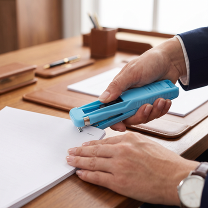 Multifunctional Paper Clip – Practical Helper for Documents and Papers