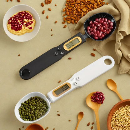 Spoon with Integrated Digital Scales