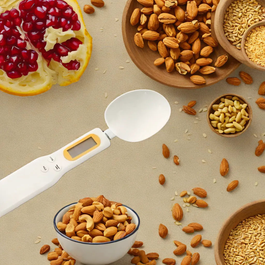 Spoon with Integrated Digital Scales