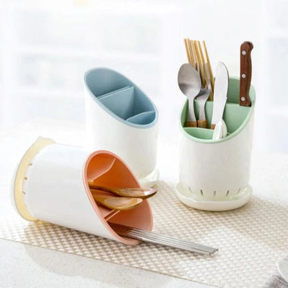 Space-saving kitchen organizer for more order